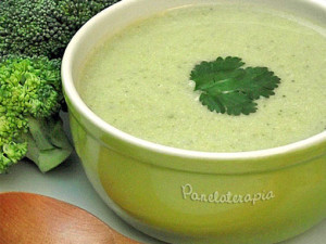 Receita para crianças - Sopa de brócolos com queijo mozarela