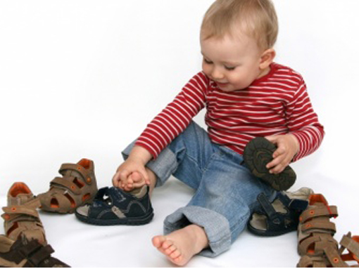 escolher os melhores sapatos para criancas
